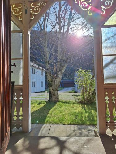 Nesset House | Villa ved sjøen og fjellene