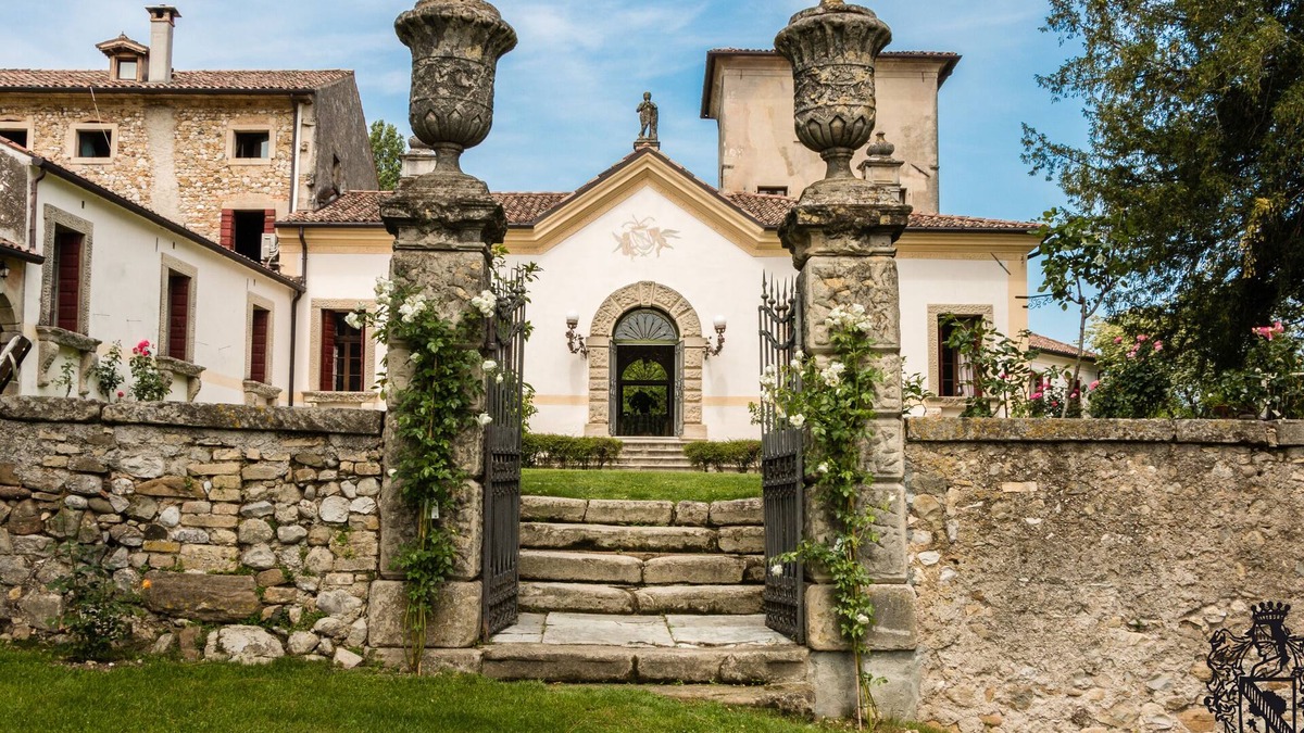 Colle Umberto Villa | Villa Verecondi Scortecci