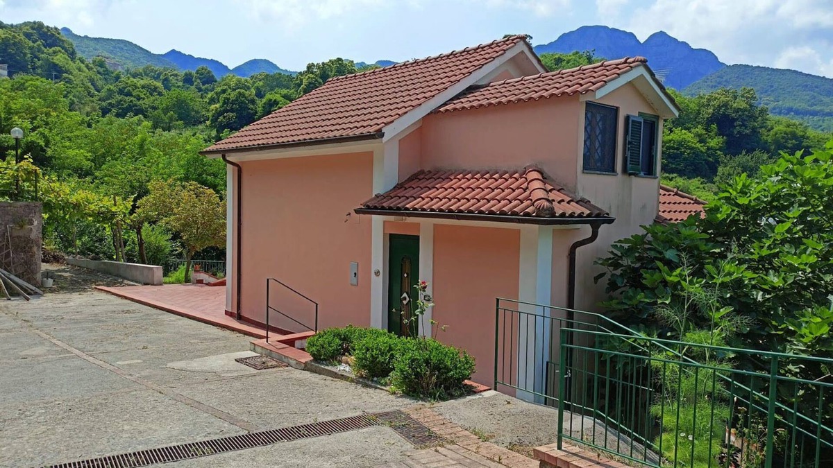 Dragonea Villa | VILLA VICINUS - 120 sq m - parking - garden - air conditioning - panoramic view
