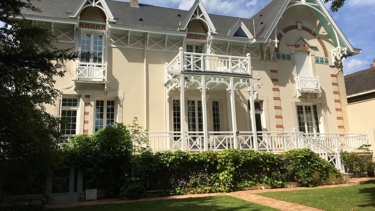 Yvre-le-Polin Other | VILLA VICTORIA CHARMING