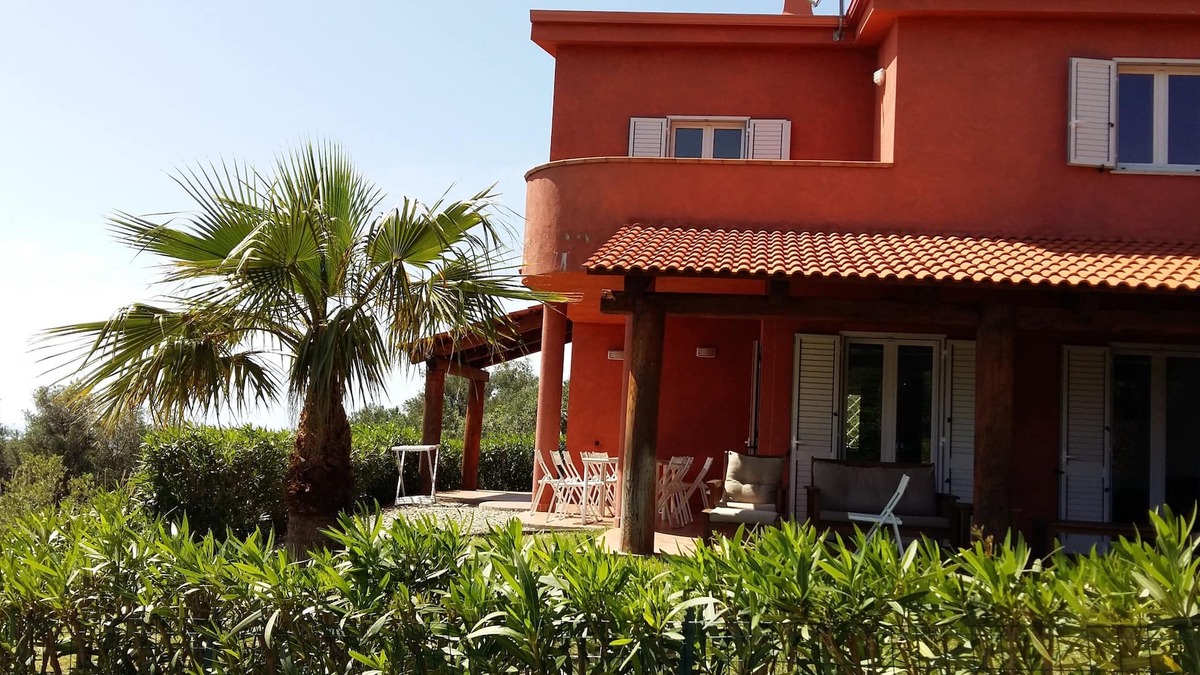 Bonifati Villa | VILLA VIRGINIA N. 11 with LARGE COMMUNAL SWIMMING POOL - 1 Km from the beach