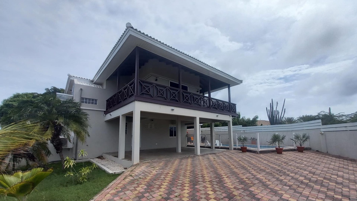 Cas Grandi House | Villa Vivaldi Curacao