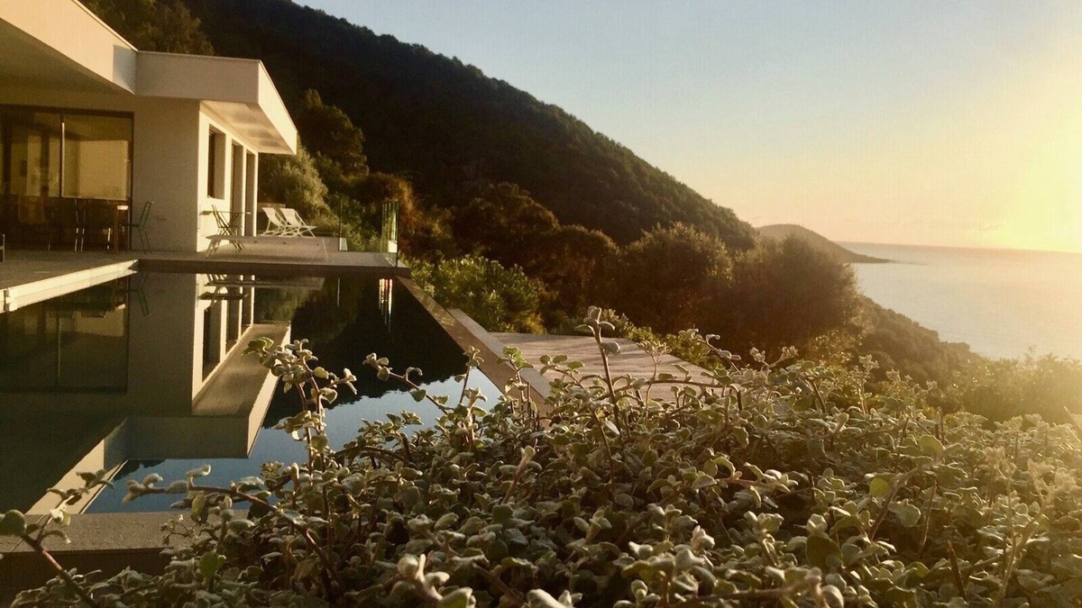 Calcatoggio Villa | Villa vue Mer- Piscine à Débordement
