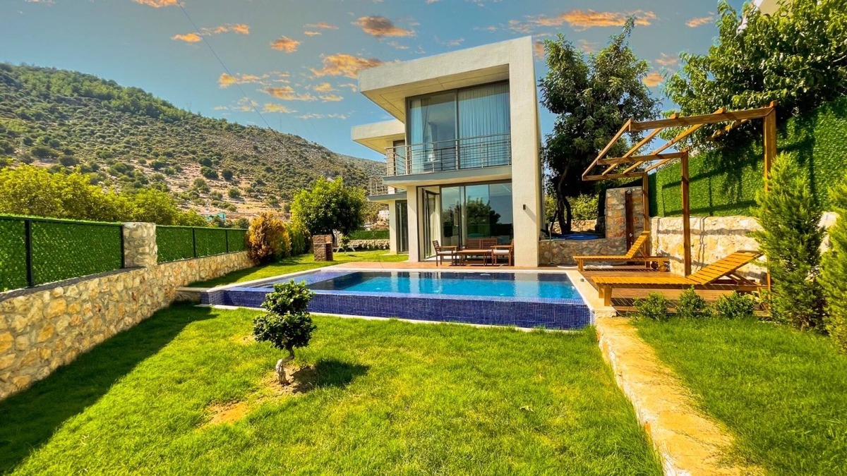 Finike Villa | Villa w Pool, Jacuzzi 5 min to Seashore in Antalya