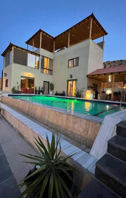 Al Kafrayn Villa | Villa Weekend