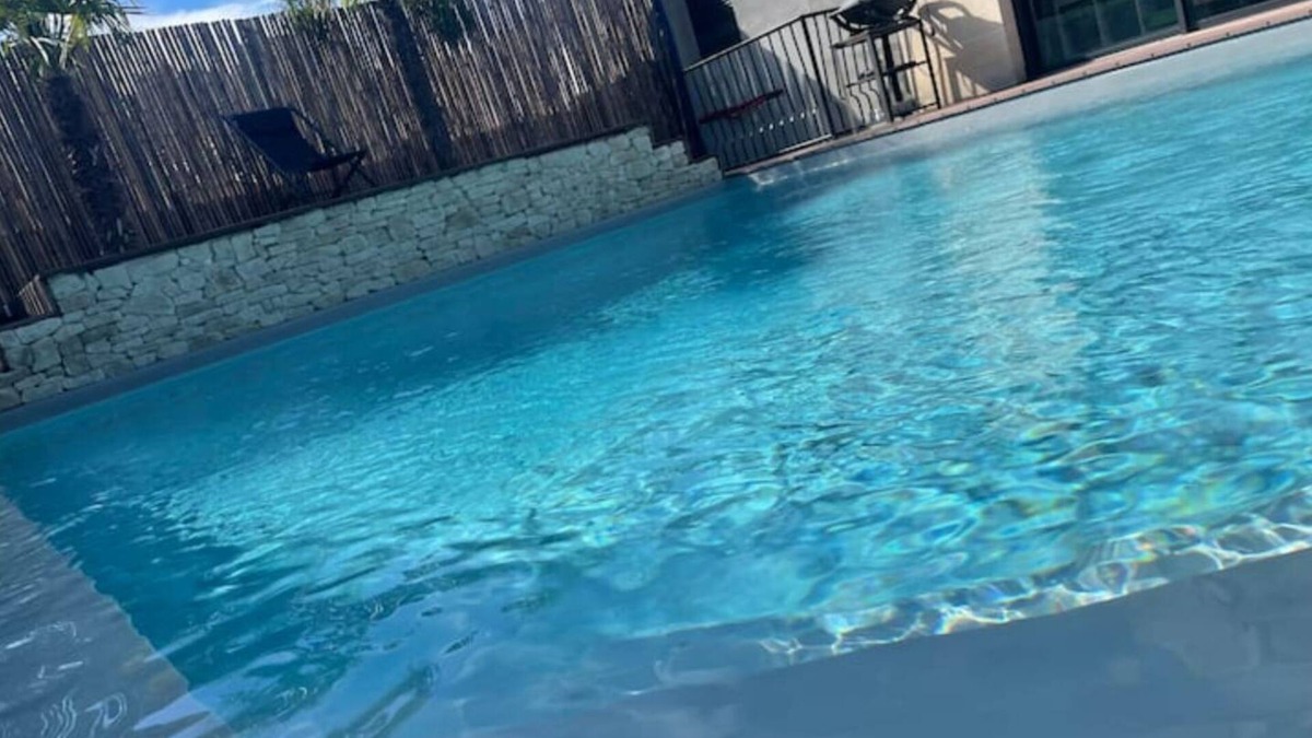 Bords de Marne Villa | Villa with Pool - 15 Min Paris - 30 Min Disney