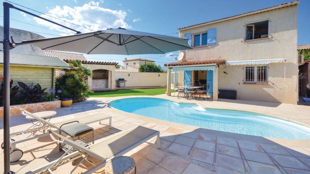 Plaine de la Brague Villa | VILLA WITH ANTIBES POOL