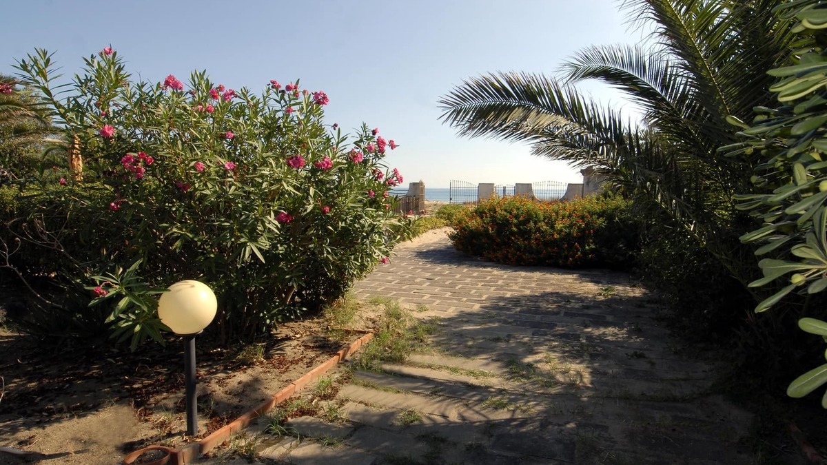Villaggio San Leonardo Villa | Villa with direct access to the beach between Catania and Syracuse