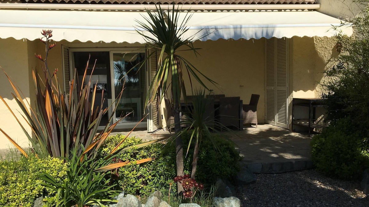 Taglio-Isolaccio House | Villa with direct access to the sea Marina Di Fiumalto