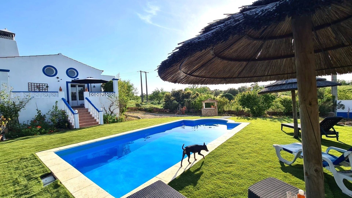 Algoz Villa | Villa with exclusive pool, air conditioning, barbecue,