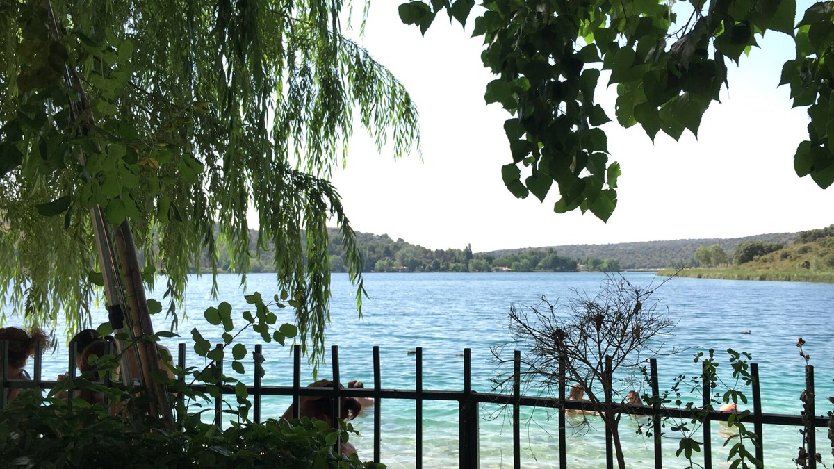 Ossa de Montiel Ski Chalet | Villa with Garden and Fireplace overlooking the Colgada de Ruidera Lagoon