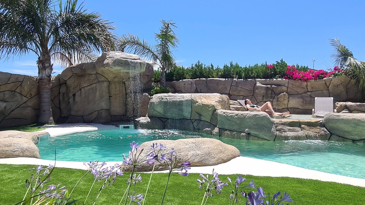 Calafat Villa | VILLA WITH GARDEN AND PRIVATE POOL HUTTE-002089-77