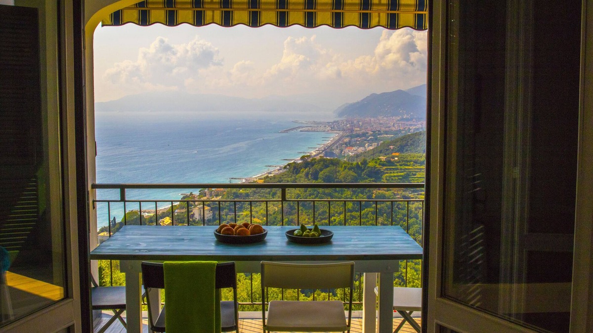 Cavi Villa | Villa with garden with a splendid view of the Gulf of Tigullio