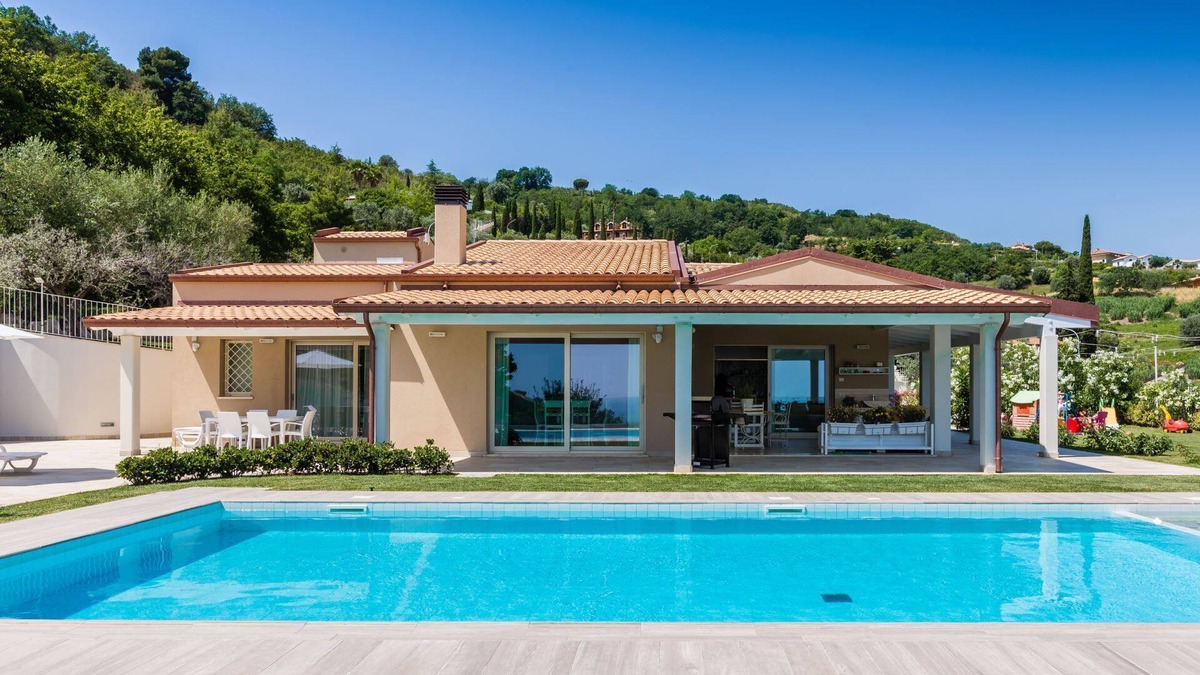 Acquaviva Picena Villa | Villa with heated pool and wellness area, just 10 minutes from the beach of San Benedetto del Tronto