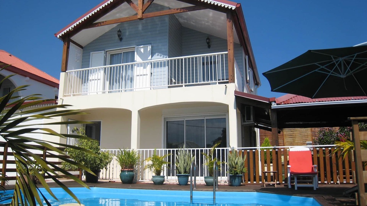 Montvert-les Bas Villa | VILLA WITH HEATED POOL IN EXCELLENT LOCATION