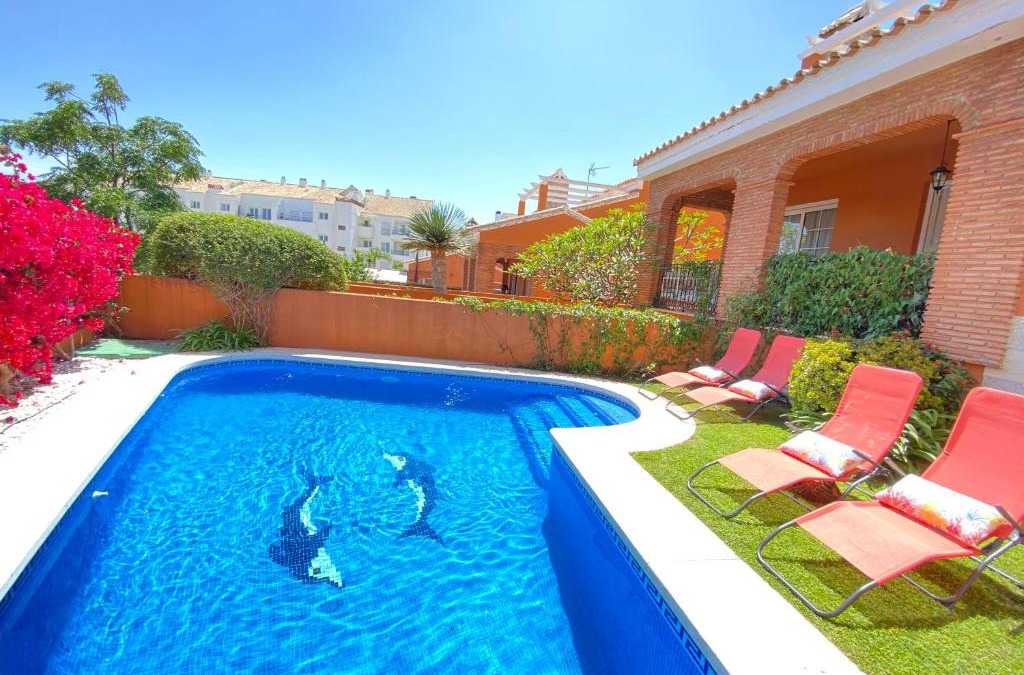 Torrequebrada Villa | Villa with heated private pool, sea view& turkish sauna