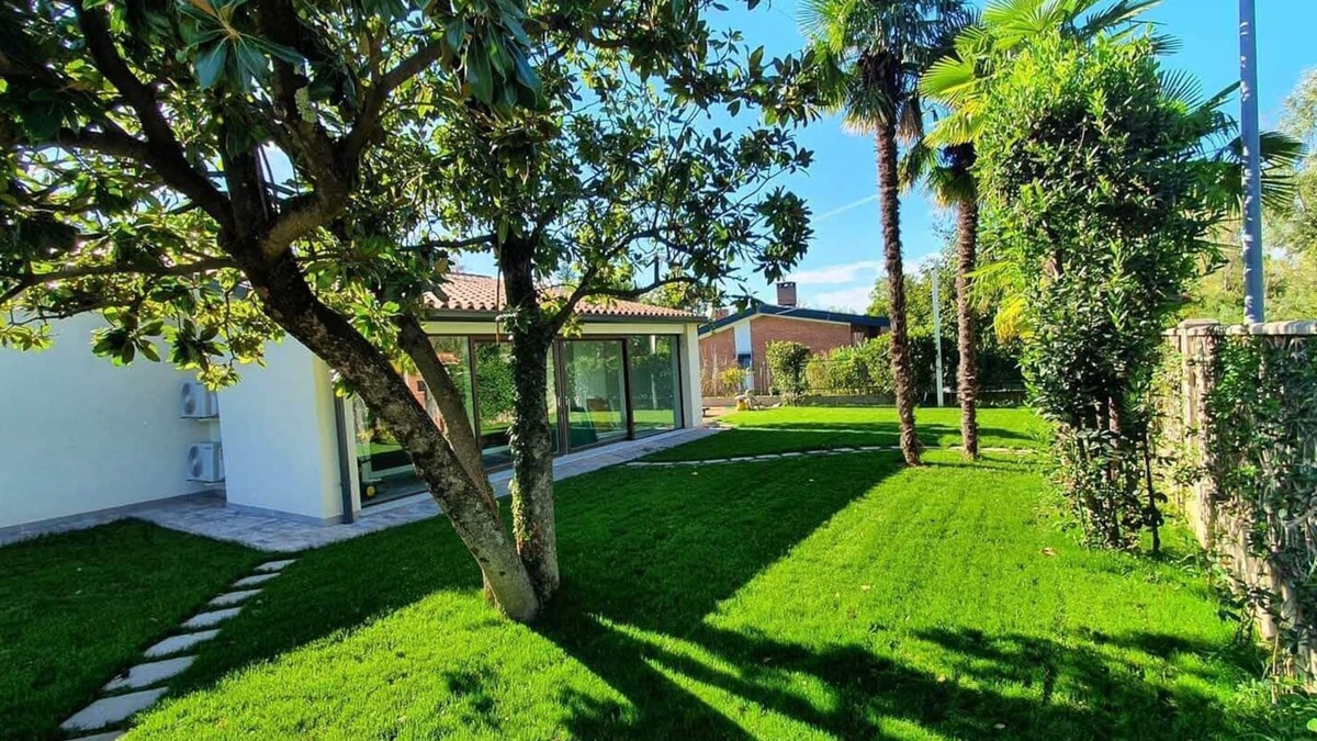 Marina Julia Villa | Villa with large garden and private pool