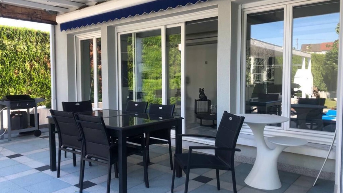 Dampierre-les-Bois Cabin | Villa with private pool, sauna and Jacuzzi.