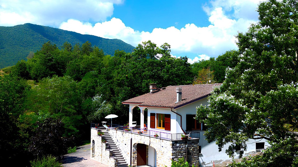 Bobbio Villa | Villa with Panoramic View of Bobbio & Val Trebbia
