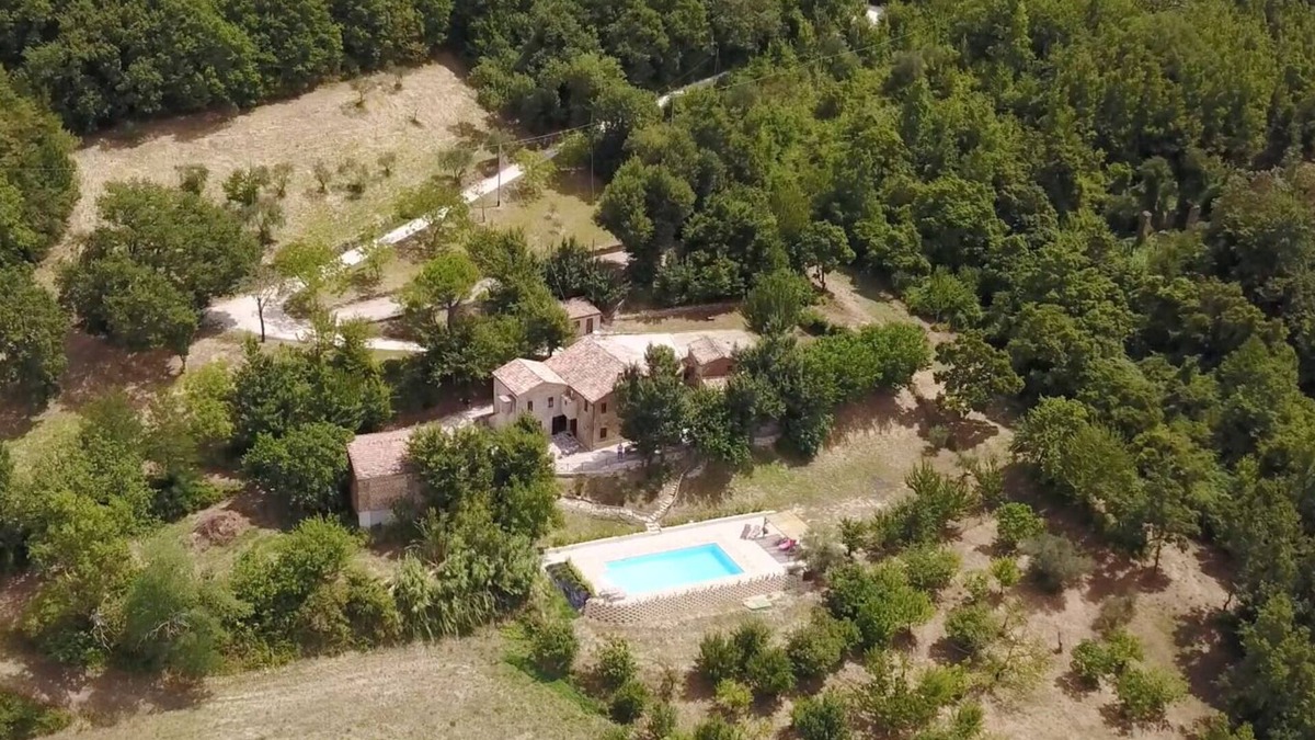 Serra San Quirico Villa | Villa With Pool, Pizza Oven And Stunning Views