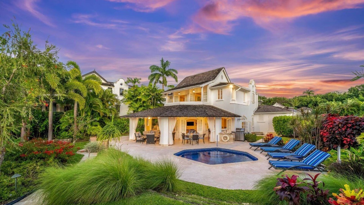 Westmoreland Villa | Villa with Pool and Golf Views - Villa Grove