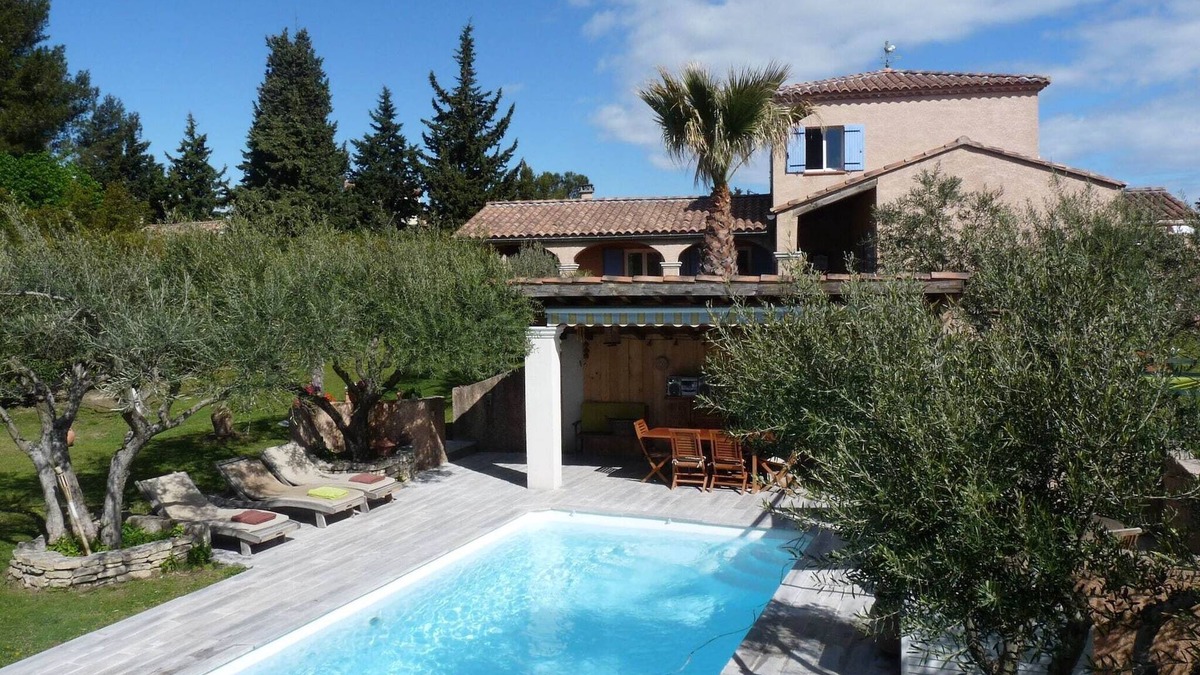 Roquemaure Villa | Villa with Pool in Roquemaure