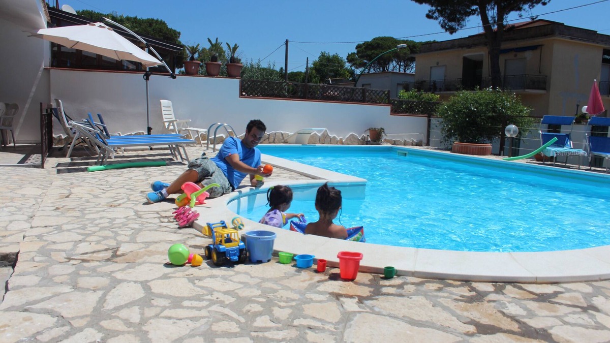 Castel Volturno Villa | Villa with Pool Naples Sea Beach Garden vacation private park. 13persone