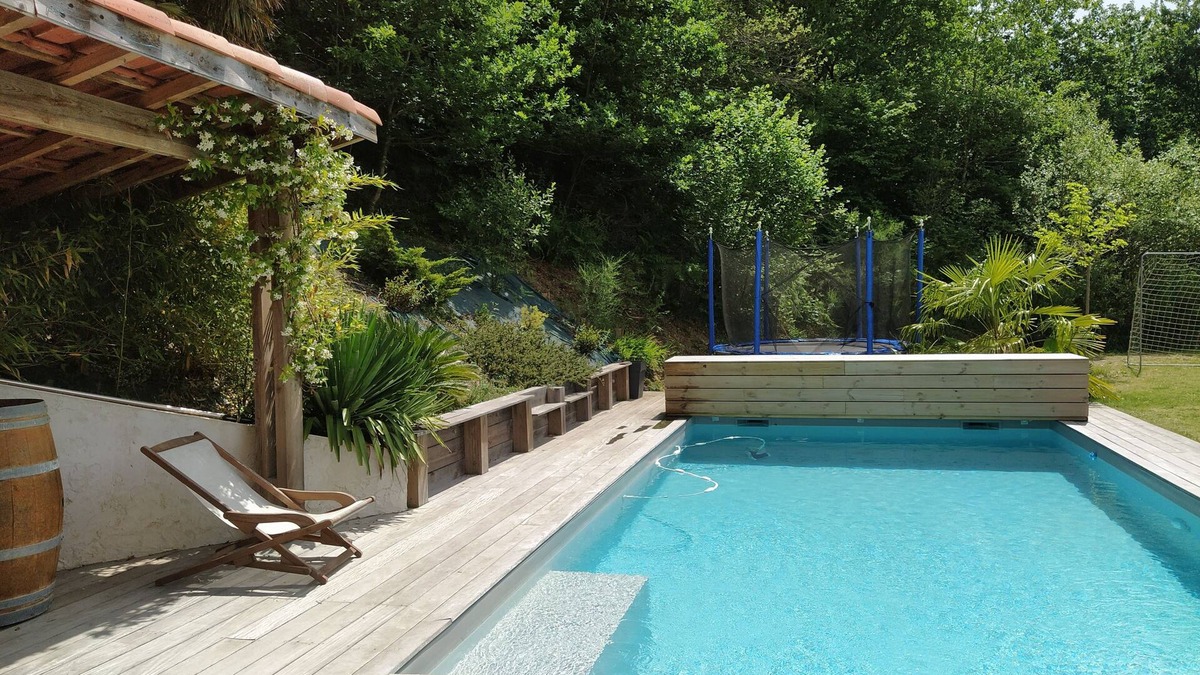 Ustaritz House | VILLA WITH POOL, NATURE, GOLF AND BEACH