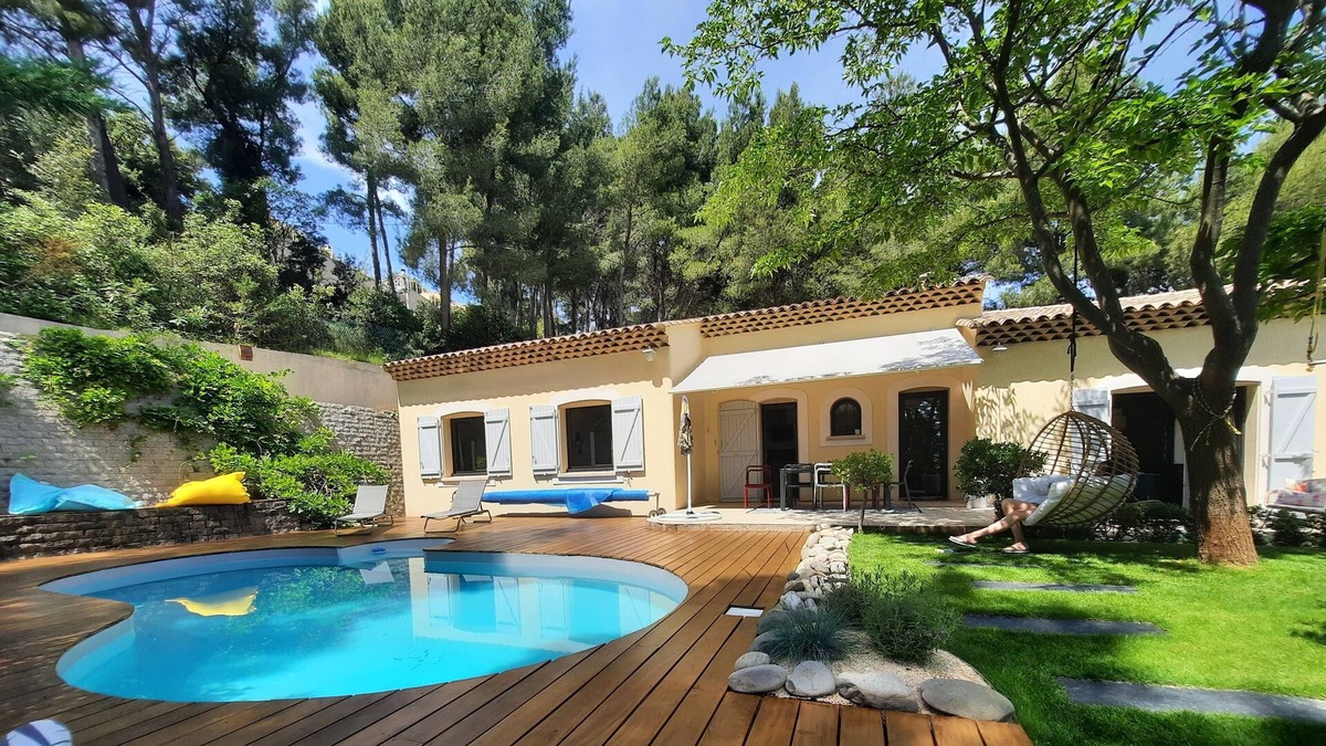 Rognac Villa | Villa with pool nestled in the pine forest.