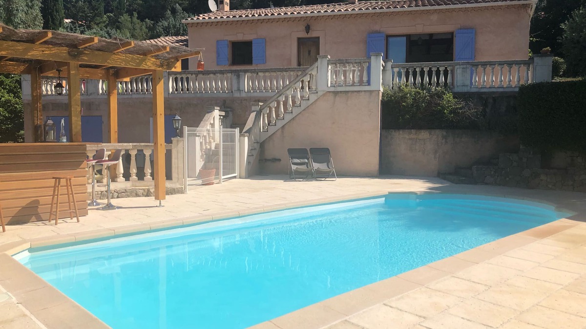 Claviers Villa | Villa with private pool and grounds on edge of beautiful Provencal village