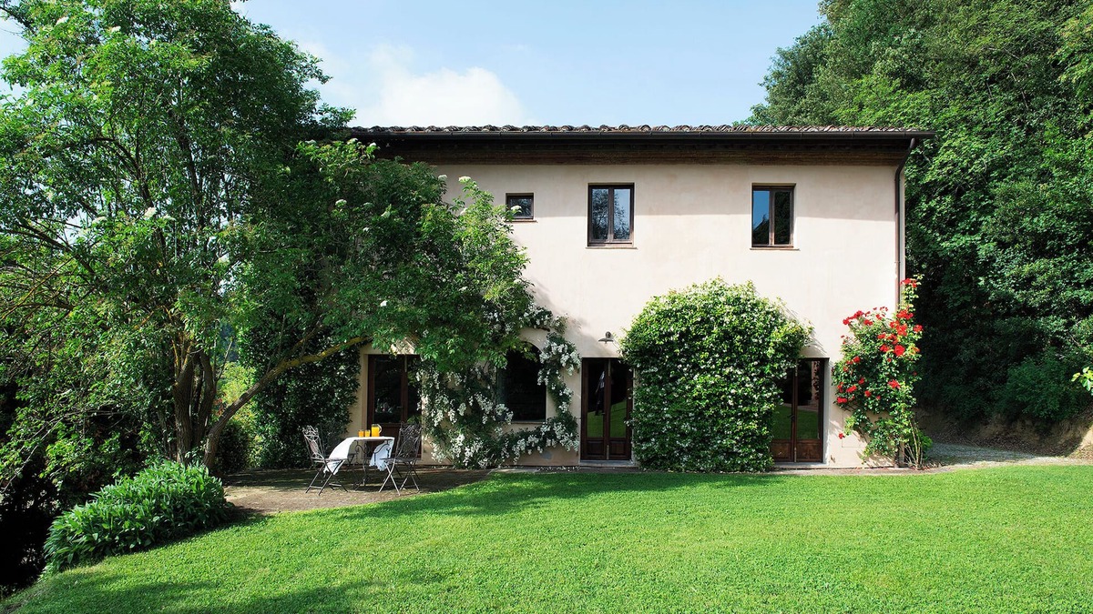 Marti Villa | Villa with Private Pool And Garden, nestled in the Tuscan landscape