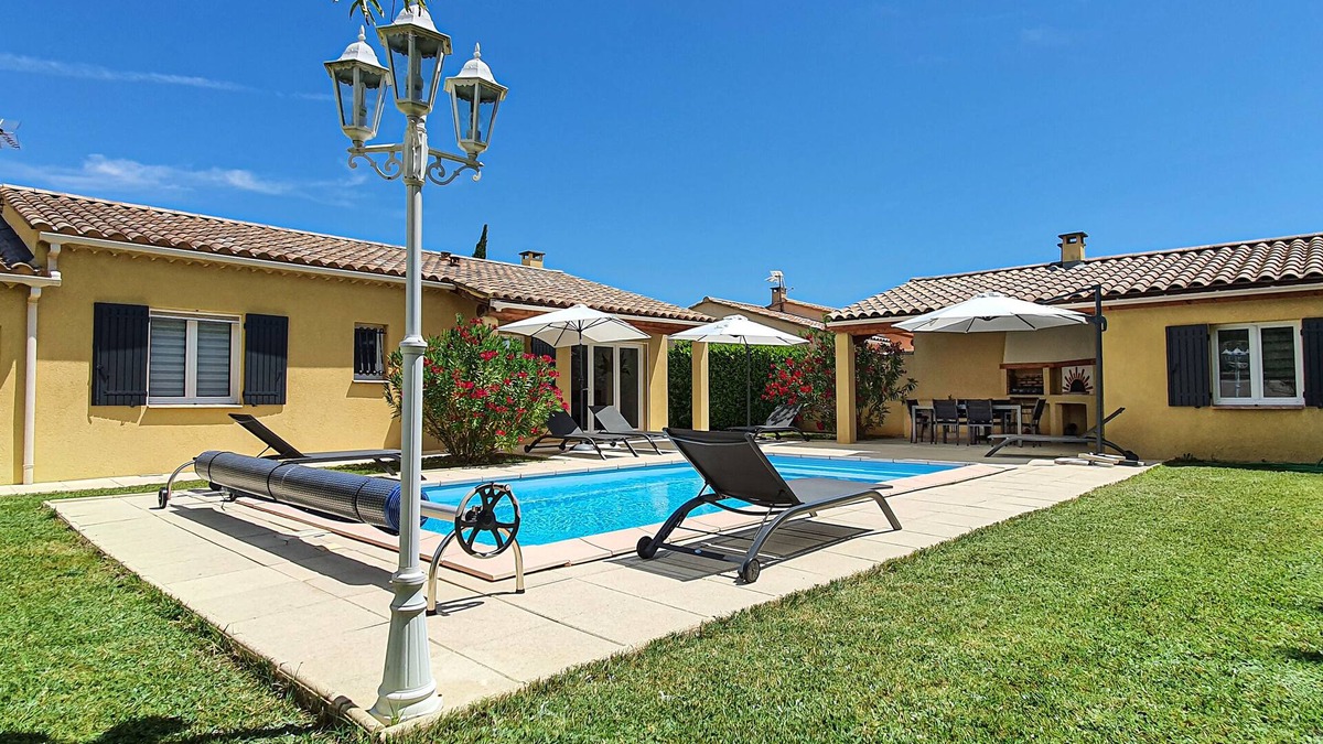 Mazan Villa | Villa with private pool in Provence 35 km from Mont Ventoux