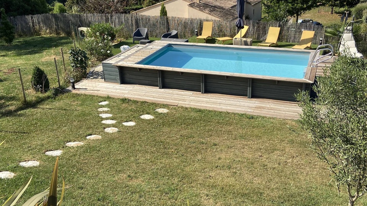 Castels Villa | villa with swimming pool