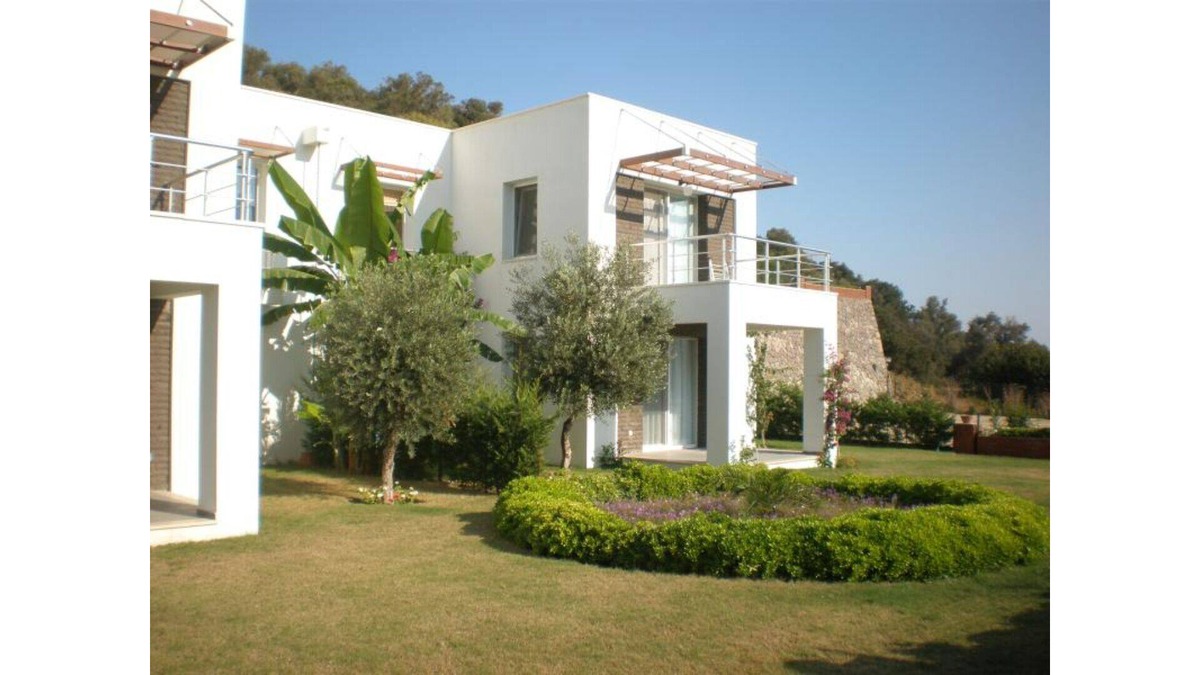 Koyunbaba Villa | Villa with Sea Views, 5 minute walk to Sea