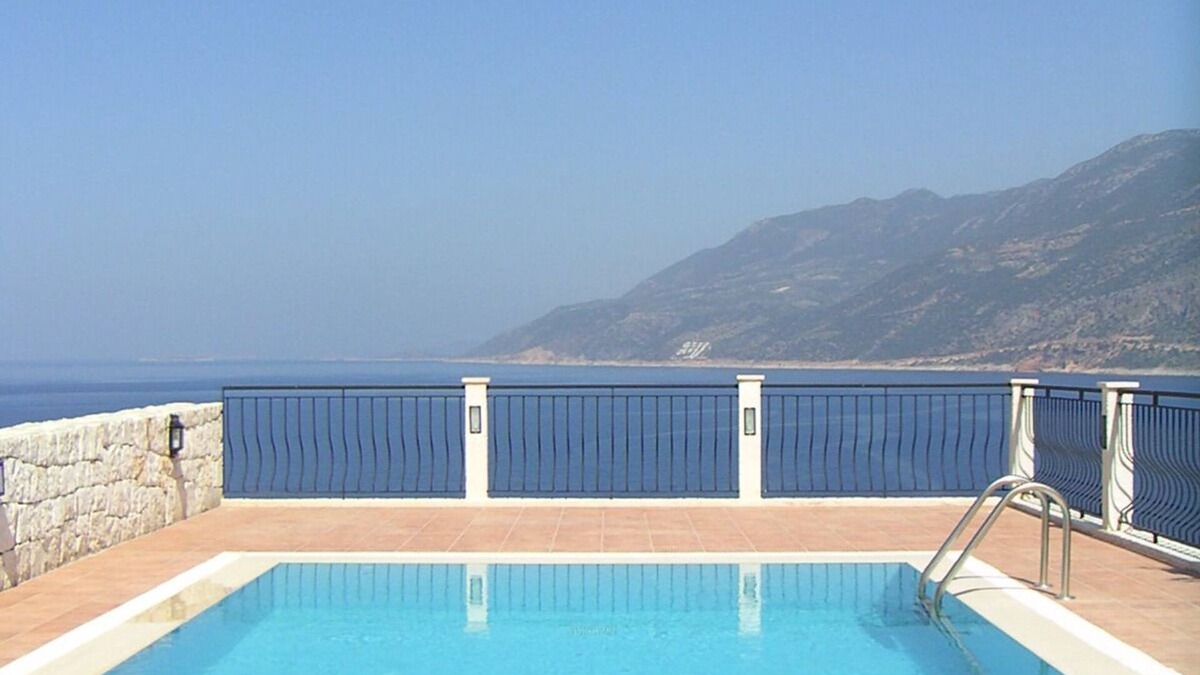 Kas Villa | Villa with Stunning Ocean and Mountain Views