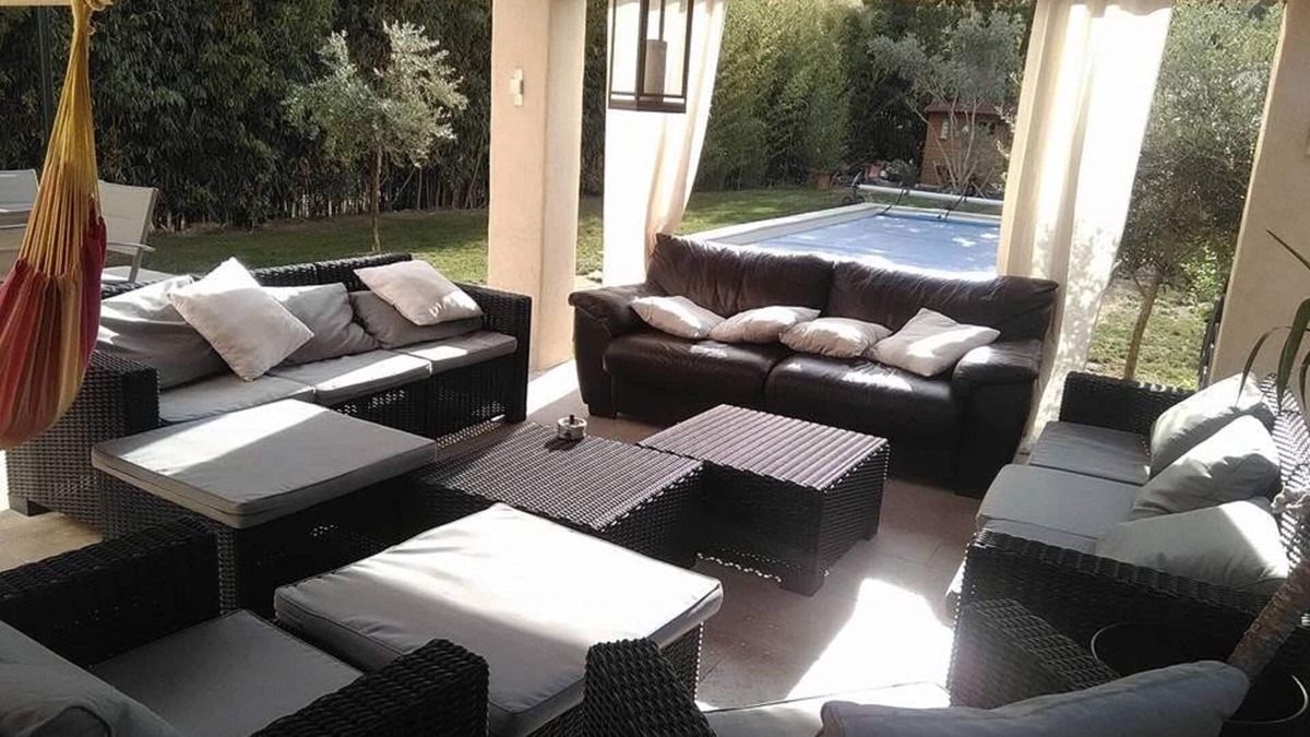 Saint-Chamas House | villa with swimming pool and jacuzzi in the heart of an atypical village