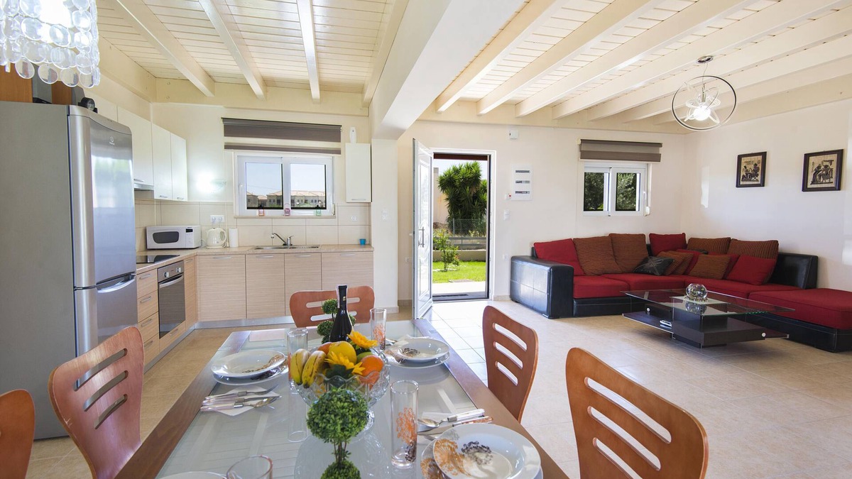 Kolymbia Villa | Villa with swimming pool near the beach