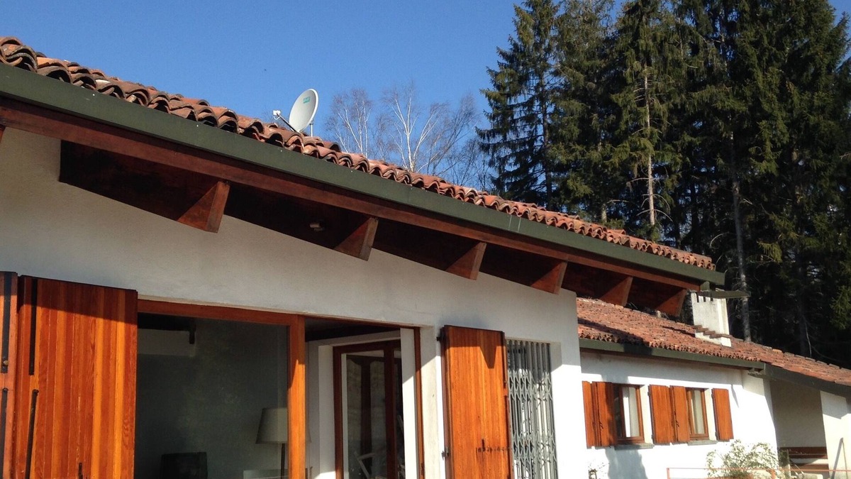Gignese Villa | Villa with swimming pool overlooking the lakes above Stresa