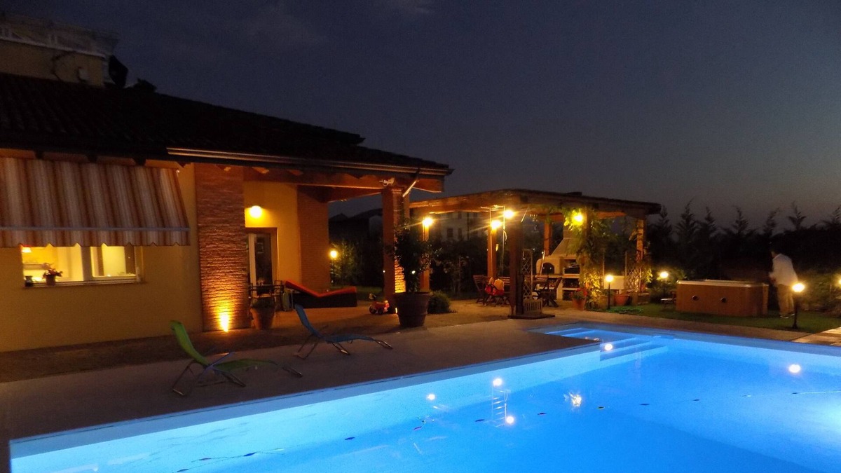 San Lazzaro Villa | villa with swimming pool and Spa