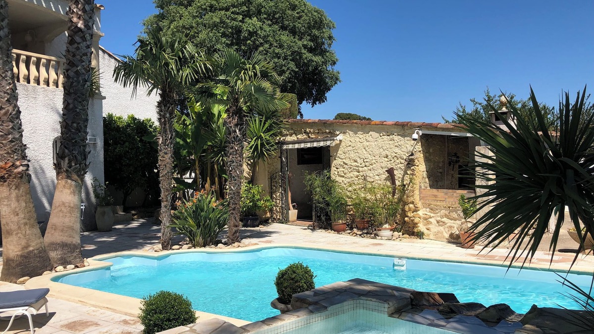 Puimisson Villa | Villa with terrific mediterranean garden located next to beaches and mountains