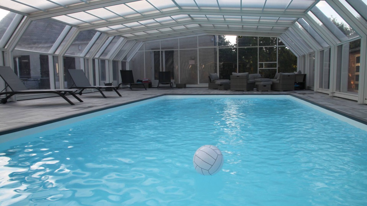 Acheres-la-Foret House | Villa with year-round heated indoor pool