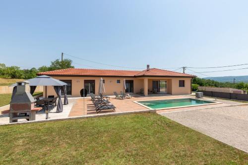 Topid Villa | Villa Xenia A energy efficient