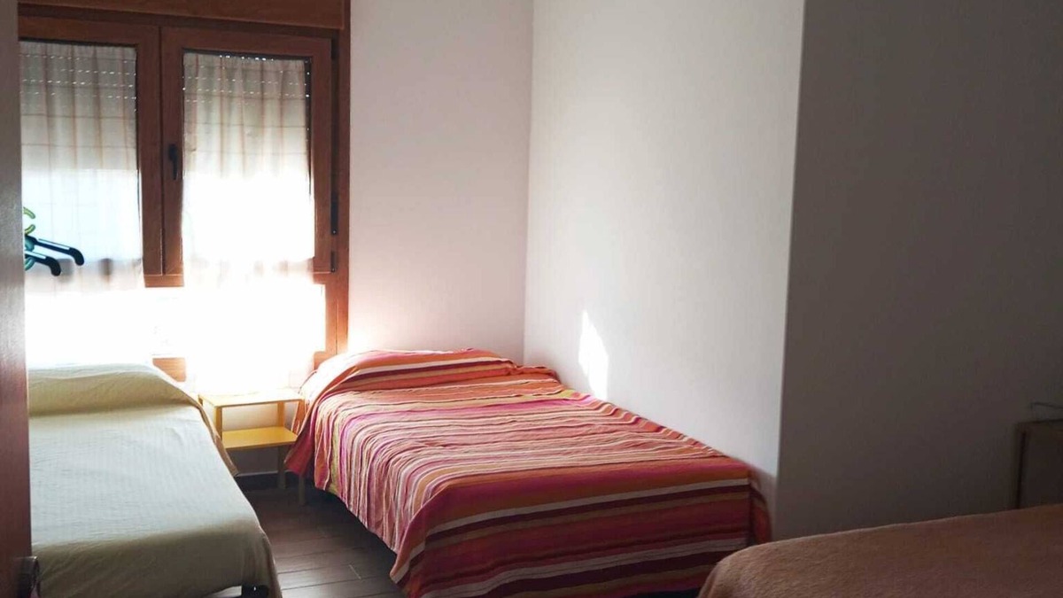 Vadocondes Villa | Villa year 2021, overlooking the wineries of the Duero rivera. Accepts pets.