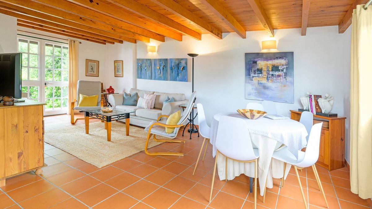 Grandola Villa | Villa 'Your Beachfront Escape Awaits' with Private Terrace, Private Garden and Wi-Fi