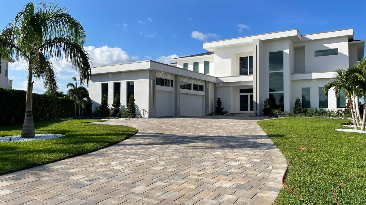 Pelican Villa | Villa4dreamers - The ultimate dream on the Gulf of Mexico.