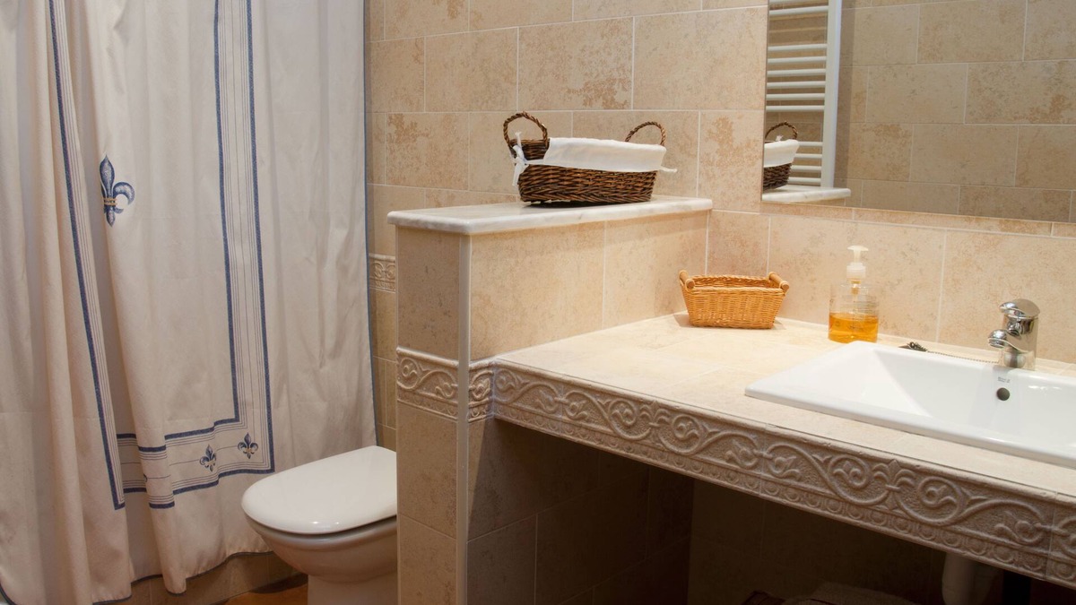 Velayos Ski Chalet | VilladelSol, full rental