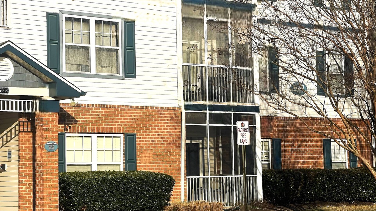 Villages of Five Points Condo | Village at Five Points Community Pool