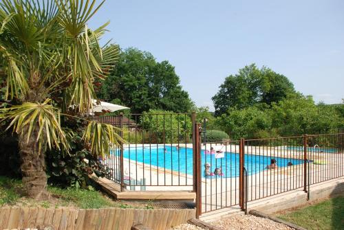 Thonac House | Village de Gîtes Le Châtenet