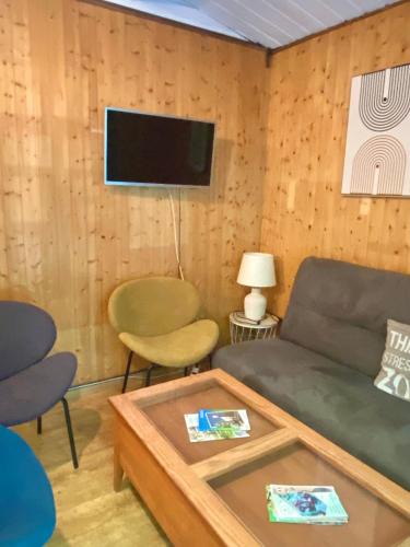 Mellet House | Village de vacances oignies