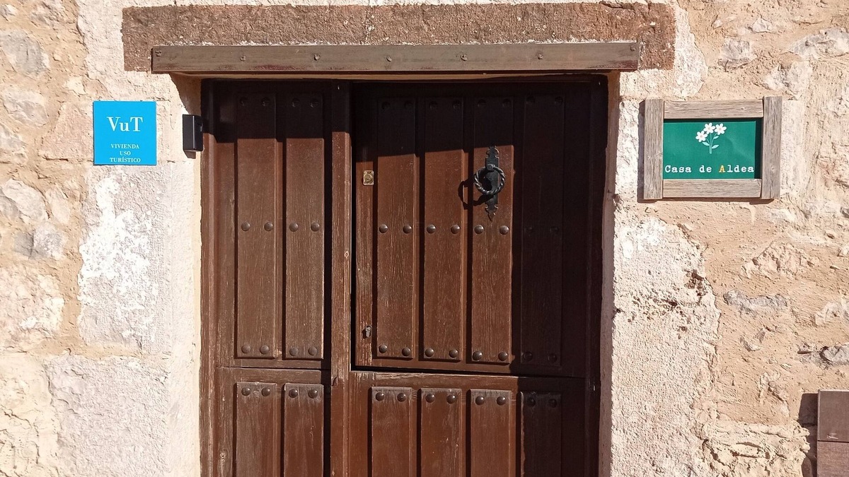 San Esteban de Gormaz House | Village House. Nature, Duero riverbank and Romanesque. Friends of your pet.